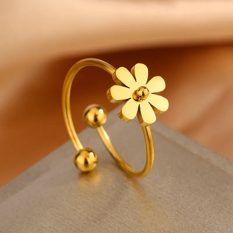 Daisy Flower Adjustable Ring