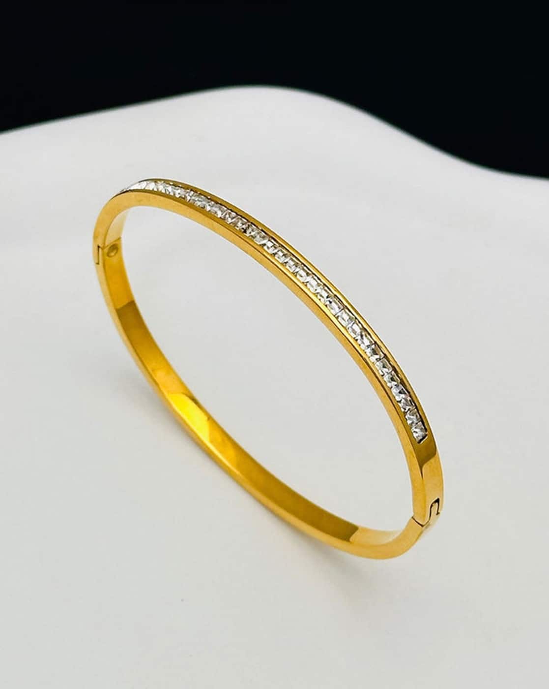 SPARKLING GOLD PAVE ZIRCOON HANDCUFF