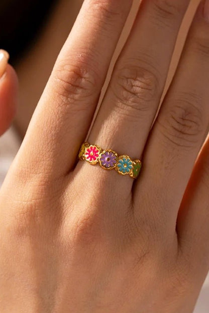 ENAMEL MULTI FLOWERS RING