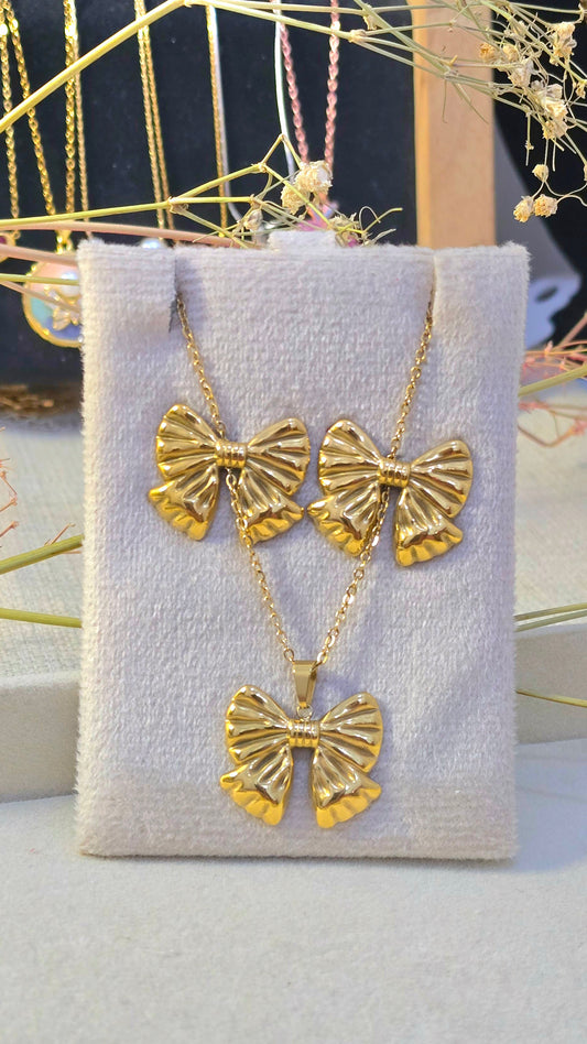 Oversized Textured Bow Necklace & Earrings Set | Tarnish-Free Gold-Tone Stainless Steel