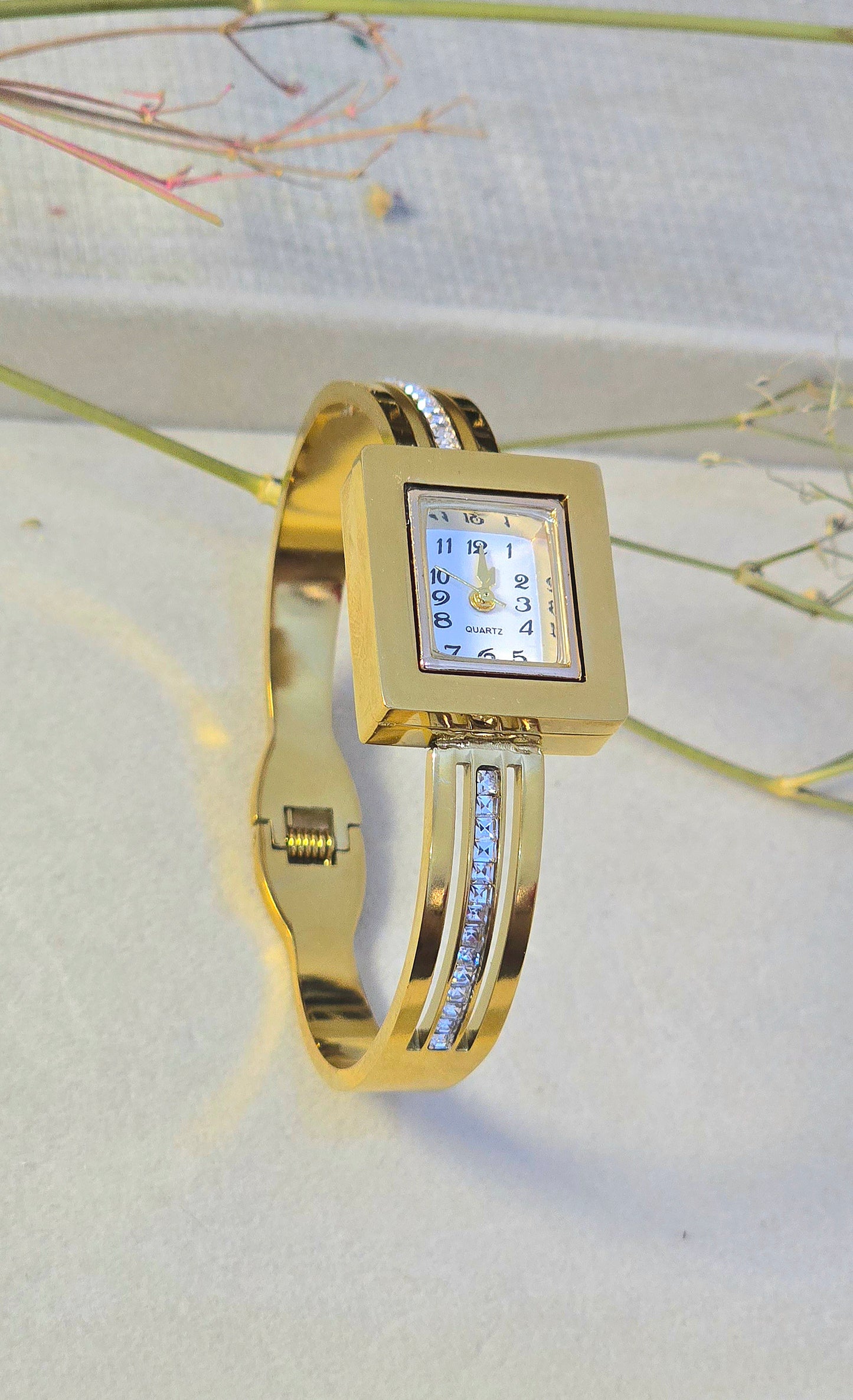 Vintage Square Dial Watch | Tarnish-Free Gold Stainless Steel
