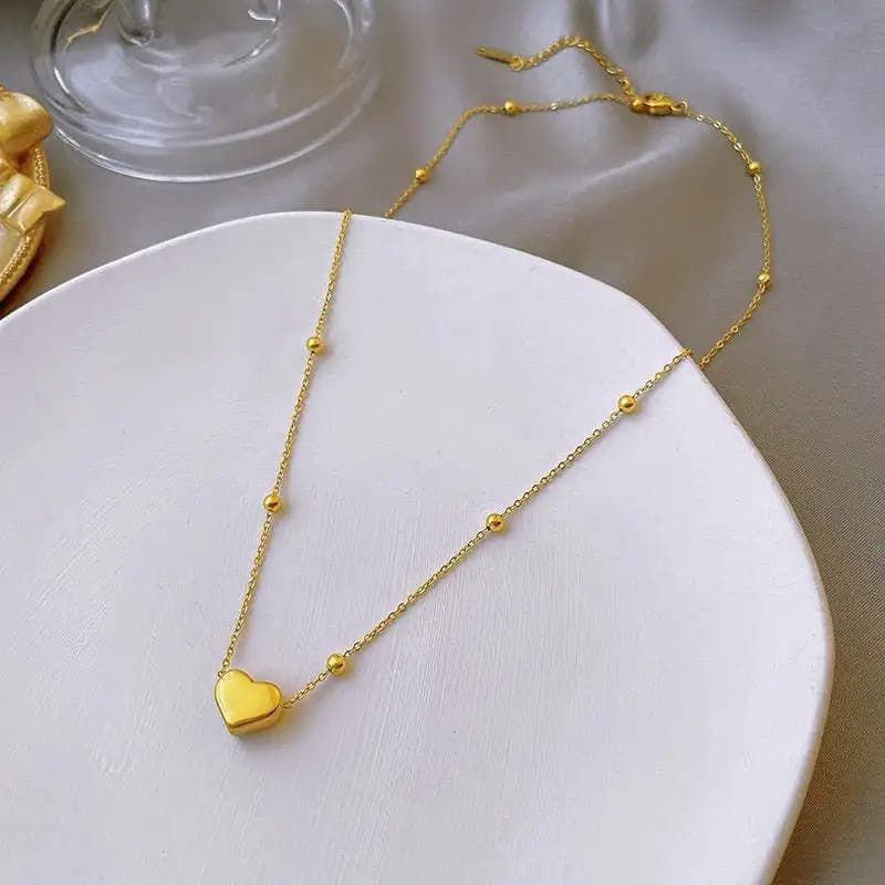 Gold Chunky Heart Pendant Necklace with Beaded Chain – Stainless Steel
