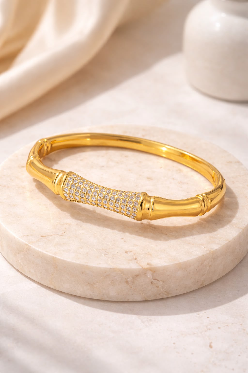 18K GOLD PLATED PAVE CRYSTAL ACCENT HANDCUFF