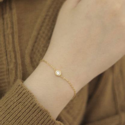 DAINTY GOLDEN ZIRCOON CRYSTAL CHARM BRACELET