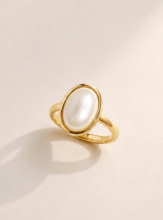 THE AURELIA PEARL ACCENT ADJUSTABLE RING