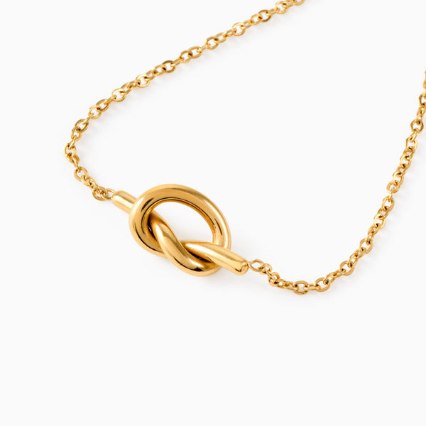 DAINTY LOVE KNOT STAINLESS STEEL BRACELET