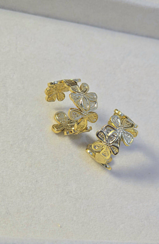 Stainless Steel Filigree Floral Cutout Adjustable Ring