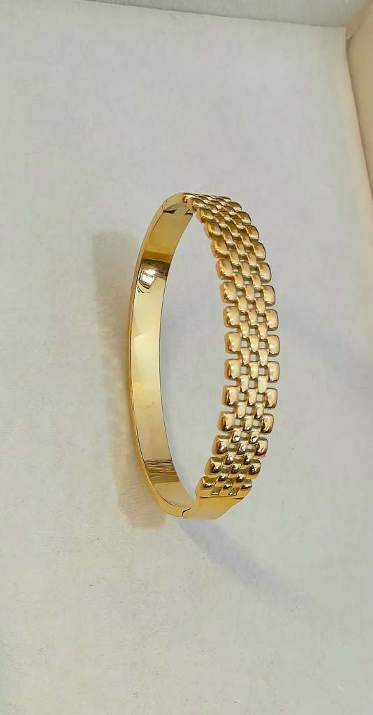 Stainless Steel Jubilee-Style Woven Handcuff Bangle